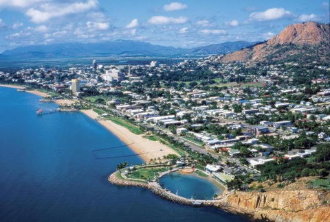 Reef Lodge Backpackers - Australian Directory 2