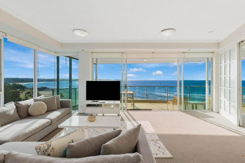 Reflections On The Sea Unit 1501a - Australian Directory 1