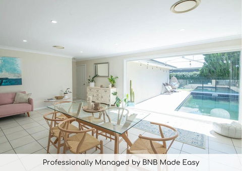 Regand Retreat - Luxurious Family Home, Pool - Australian Directory 0