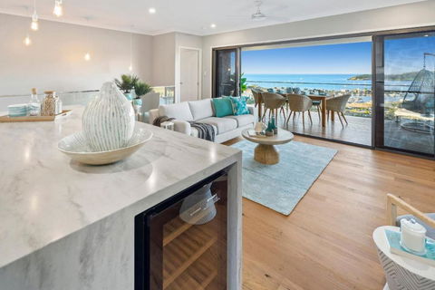 Relax & Daydream At 2 Elementa - Australian Directory 3