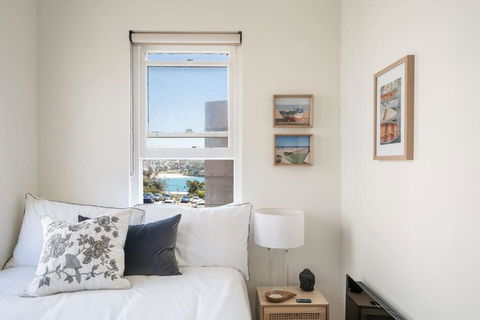 Relaxed Coogee Coastal Living With Ocean Views - Australian Directory 0