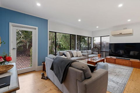 Relaxed Family Beach House - No Linen Included - Australian Directory 2