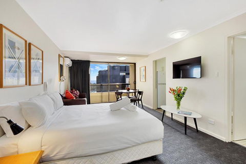 Renovated Stylish Studio - Australian Directory 0