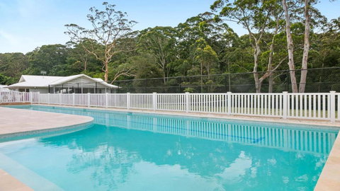 Resort Style Living With Pool, Tennis Court And Beach - Australian Directory 1