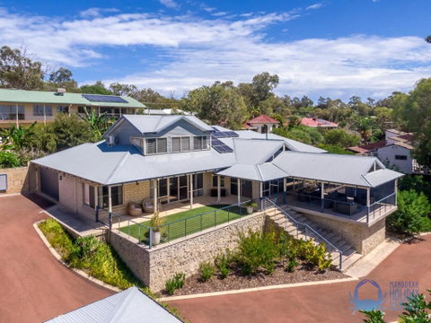 Rest & Recharge In Bouvard - Australian Directory 0