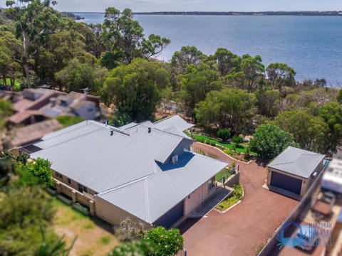 Rest & Recharge In Bouvard - Australian Directory 3