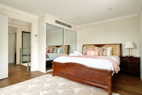 Retreat On Darling - Harbour Views 3 Bed - Australian Directory 1