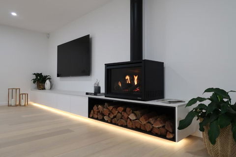 Retreat On Fig Street - Australian Directory 1