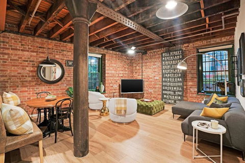 Retro Meets Industrial At Heritage Bond Store - Australian Directory 0