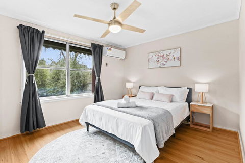 Retro Retreat - Mornington - Australian Directory 0