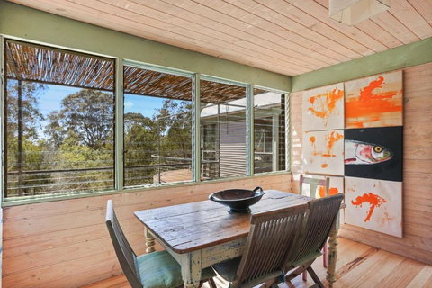 Rikkara Sanctuary 19 Rikkara Avenue Private Retreat - Australian Directory 3