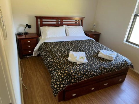 RIVER DOWNS COTTAGE - Australian Directory 0