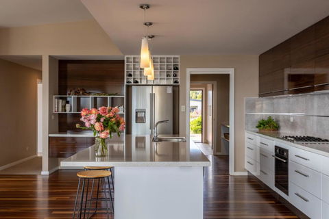River Haven Serene Spacious With River Views - Australian Directory 3