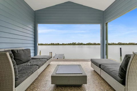 River Life - Australian Directory 3