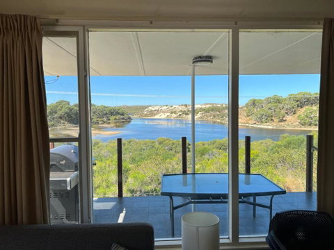 River Panorama Beach House - Australian Directory 0