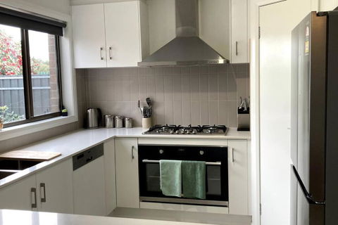 Riverbank - Australian Directory 1