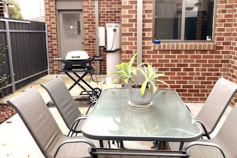 Riverbank - Australian Directory 3