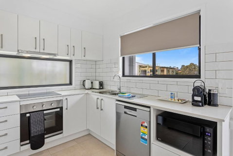 Riverside 3-Bed Home With Study Nook And BBQ - Australian Directory 3