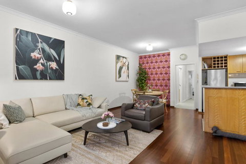 Riverside Panorama Suite Spectacular City Living - Australian Directory 0