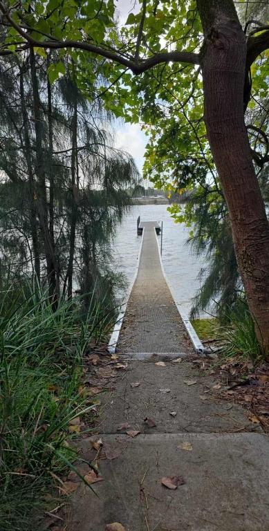 Riverside Retreat - Australian Directory 0