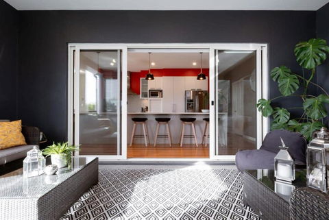 Riverview Escape - Australian Directory 3