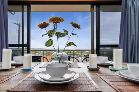 Riverview Holiday Villa - Australian Directory 0