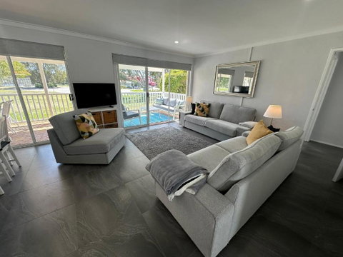 Riverview - South Yunderup - Australian Directory 2
