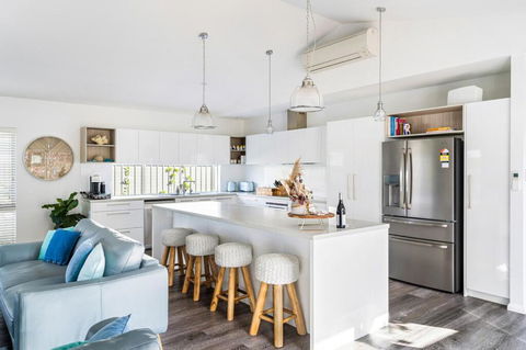 Ryze N Shine I Private Properties - Australian Directory 3