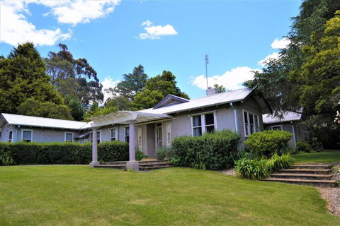 Robin Hill Manor - Australian Directory 0