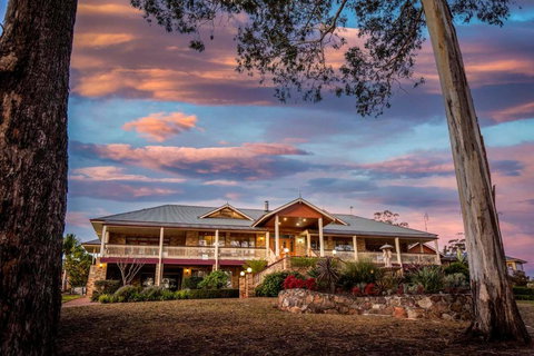 Robyn\'s Nest Lakeside Resort - Australian Directory 0