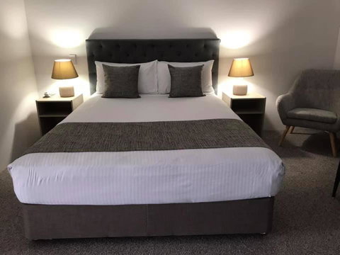 Rocky Gardens Motor Inn Rockhampton - Australian Directory 3