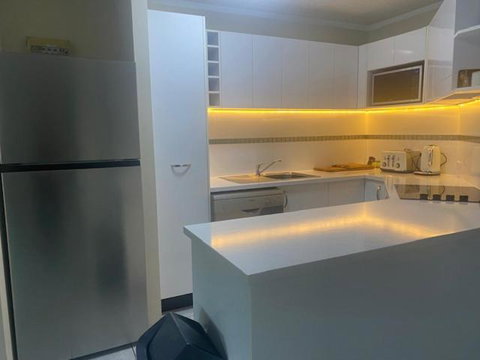 ROOFTOP APARTMENT AT MARINA TERRACES - Australian Directory 2