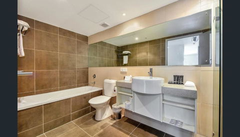 Room With Kitchen At Pandanus - Australian Directory 1