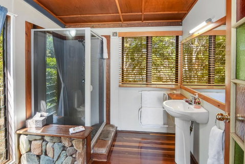 Rosebrook Cottages - Australian Directory 2