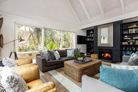 Royadie Retreat Blairgowrie - Australian Directory 1