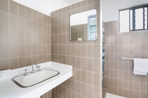 Royal Hotel - Australian Directory 3