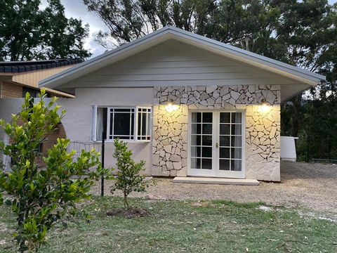 Rural Granny Flat - Pet Friendly - Australian Directory 0