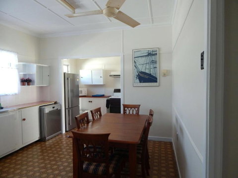 Sailors Rest - Australian Directory 1