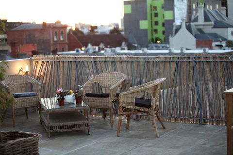 Saint George - The Townhouse - Australian Directory 1