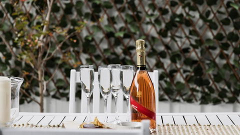 Salamander Sweet Foreshore Drive - Australian Directory 1