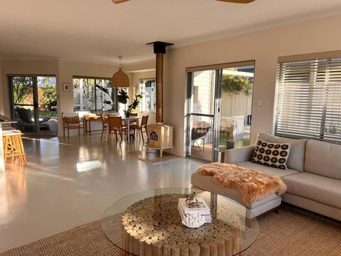 Salt - Australian Directory 0