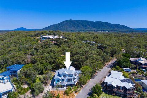 Salt Spray - Australian Directory 1