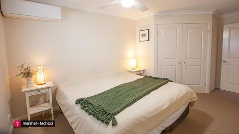 Salt Water Villa Bermagui Four Bedroom Central Location With Wifi - Australian Directory 2