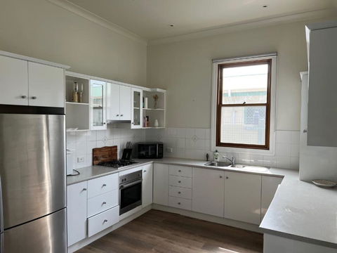 Saltwater Bungalow - WiFi - Australian Directory 2