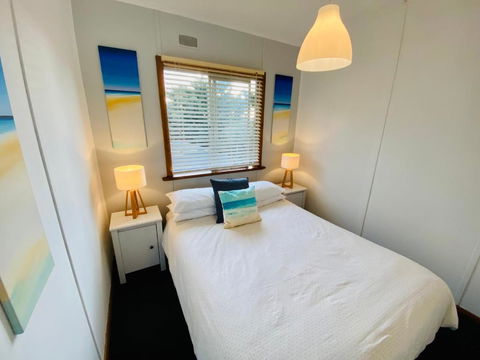 Salty Grape Apartments - Australian Directory 1