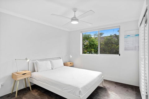 Salty Sea Breeze Apartment 500m To Waters Edge - Australian Directory 2