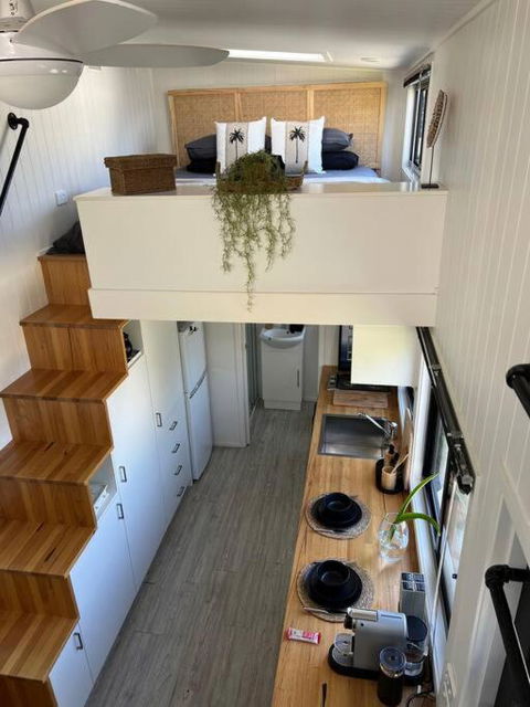 SALTY SOUL KIAMA - Tiny House By The Ocean - Australian Directory 2