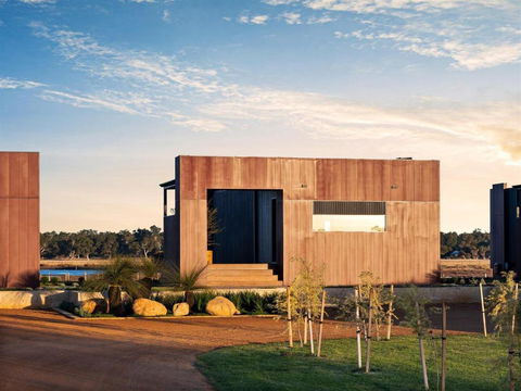 Samphire Chalet Peppermint - Australian Directory 0