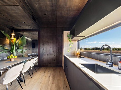 Samphire Chalet Tuart - Australian Directory 2