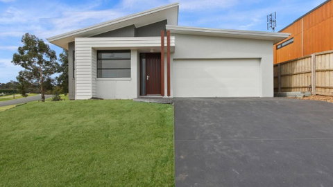 Sams House - Australian Directory 0